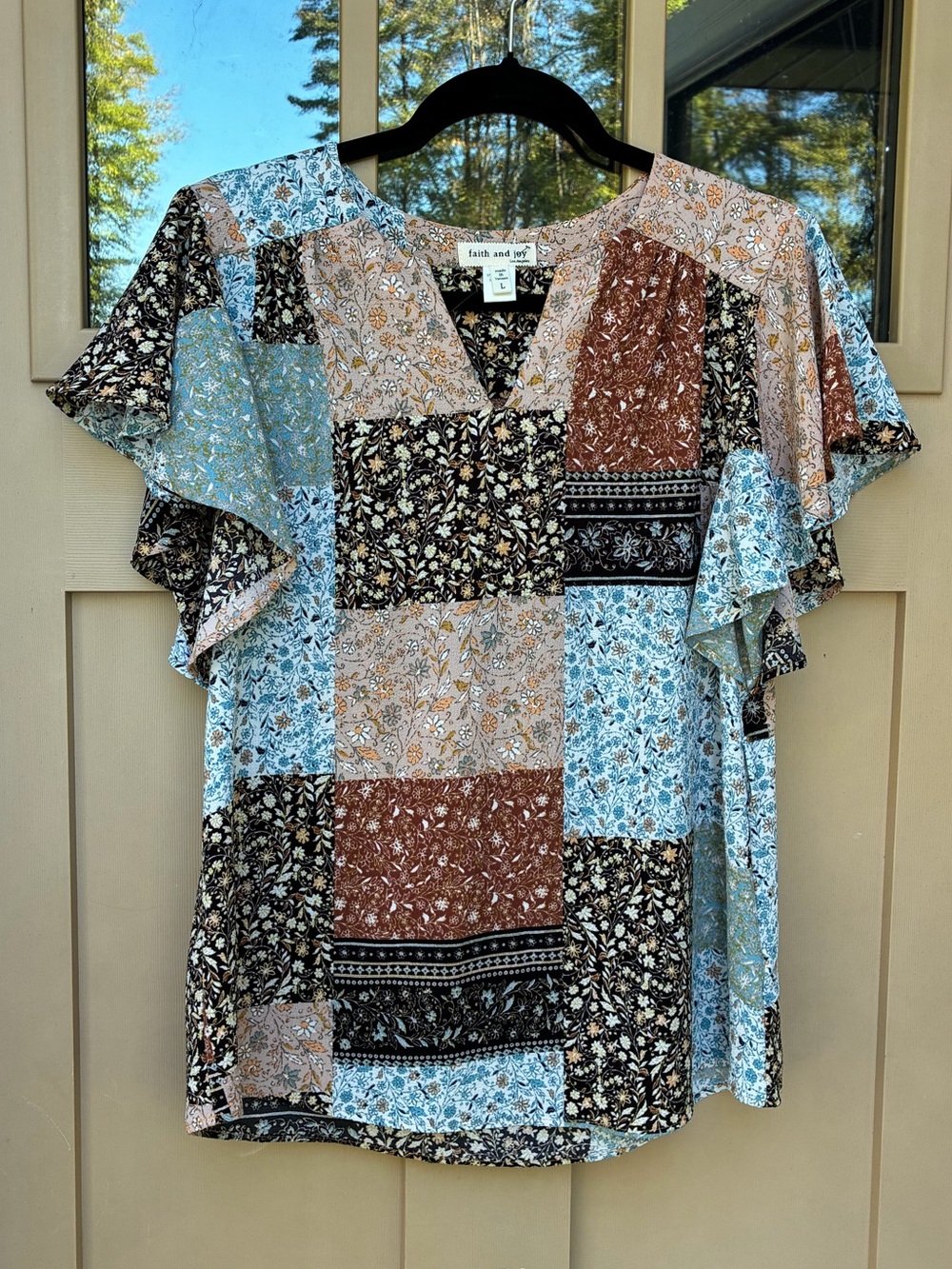 Faith and Joy Patchwork Flutter Sleeve Blouse V Neck Women's Large